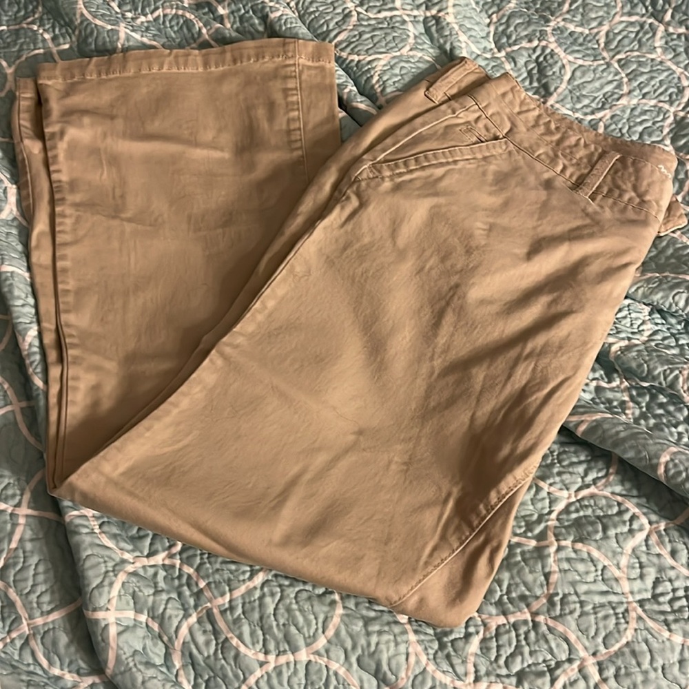 Khakis - Picture 5 of 6